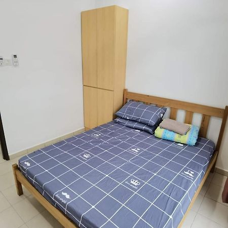 Infinity Homestay Bandar Cemerlang Ulu Tiram Eksteriør billede