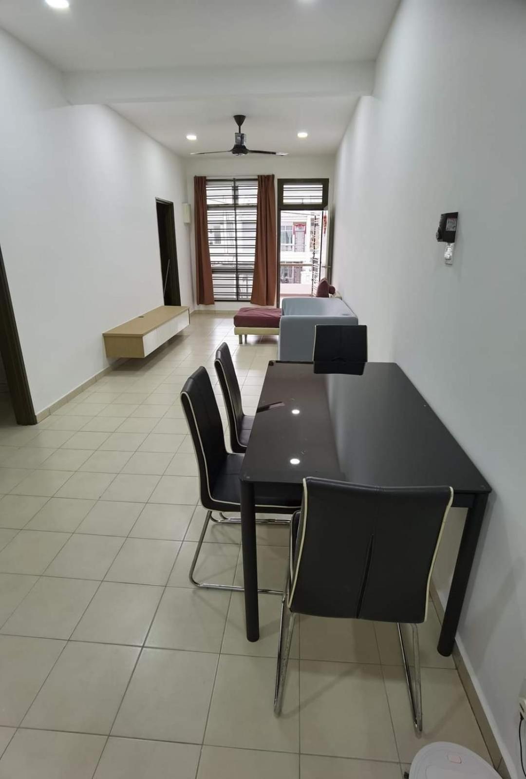 Infinity Homestay Bandar Cemerlang Ulu Tiram Eksteriør billede